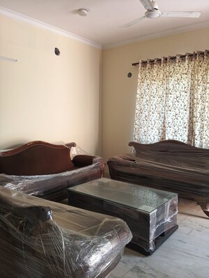 Living Room in 3 BHK Independent House at Sector 23a – for Rent