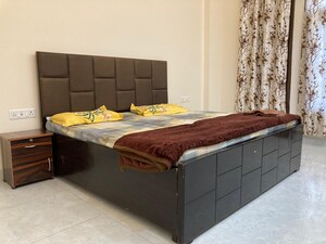 Bedroom in 3 BHK Builder Floor at Sector 57 – for Rent