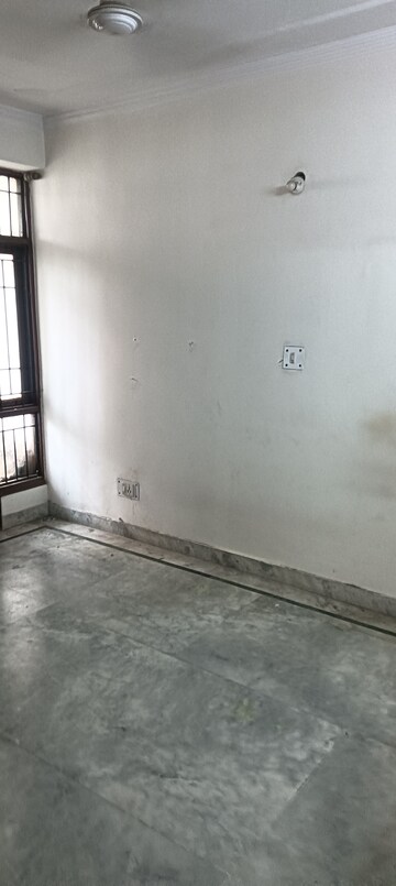 Room in 2 BHK Villa at Sector 21d – for Rent