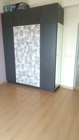 Room in 2 BHK Apartment at M3M Heights, Sector 65 – for Rent