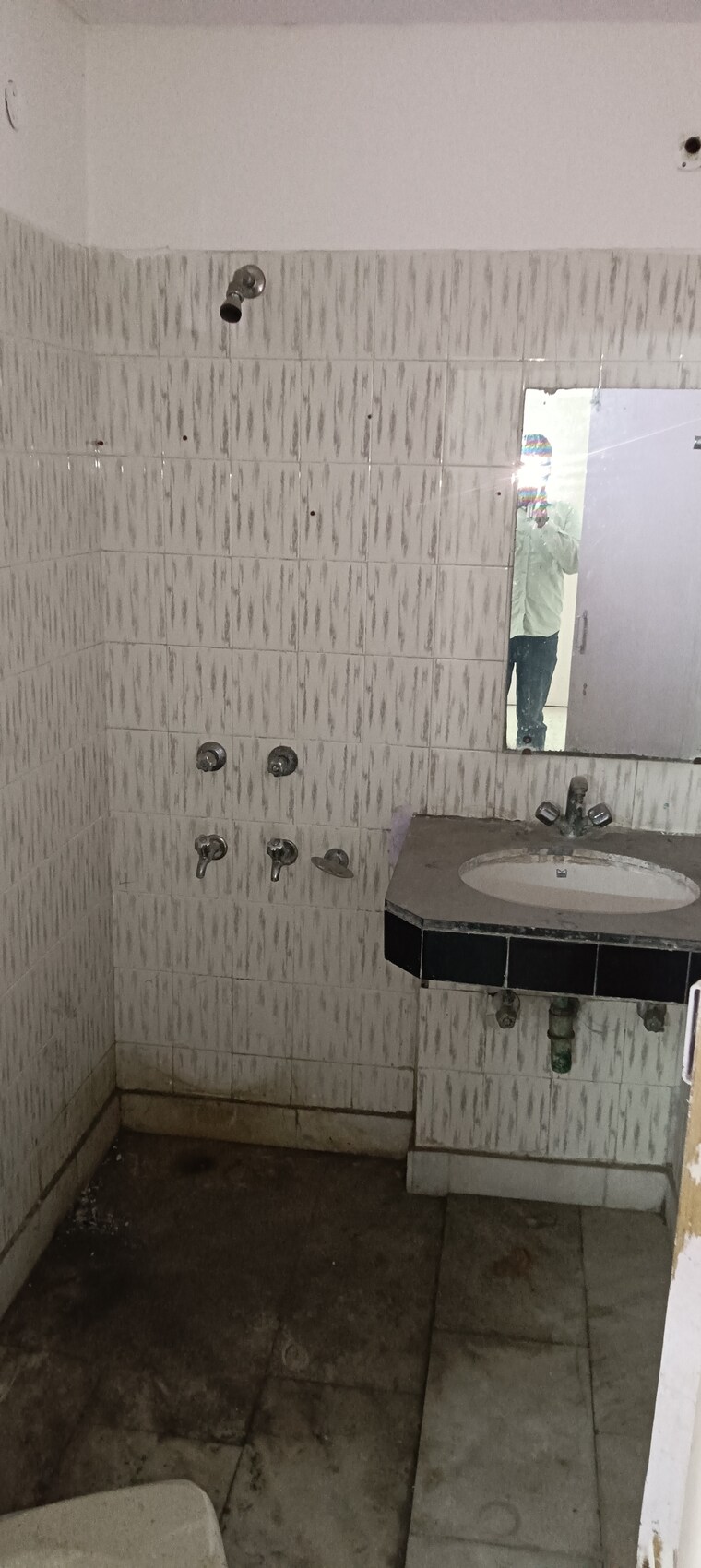 Bathroom, sector 21d 2 Bedroom 1500 Sq.Ft. Villa In Sector 21d Faridabad 9249864