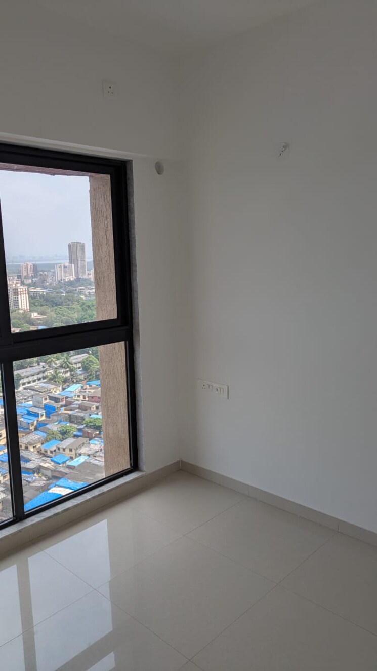 Room, marathon-neo-square 1 Bedroom 270 Sq.Ft. Apartment In Tulshet Pada Mumbai 9249862
