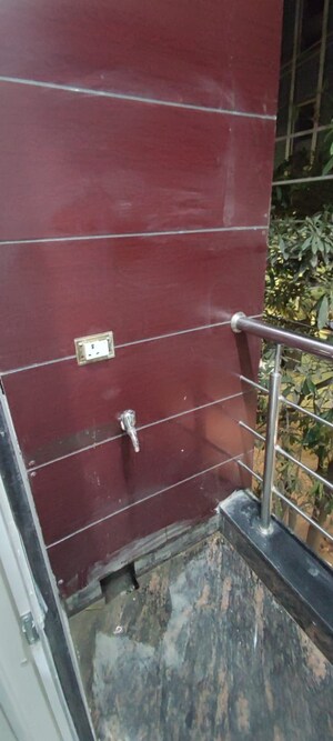 Furnished Amenities in 1.5 BHK Builder Floor at Sector 55 – for Rent