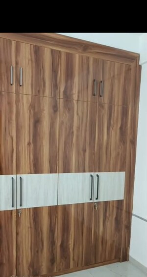 Furnished Amenities in 2.5 BHK Apartment at Smart World Gems, Sector 89 – for Rent