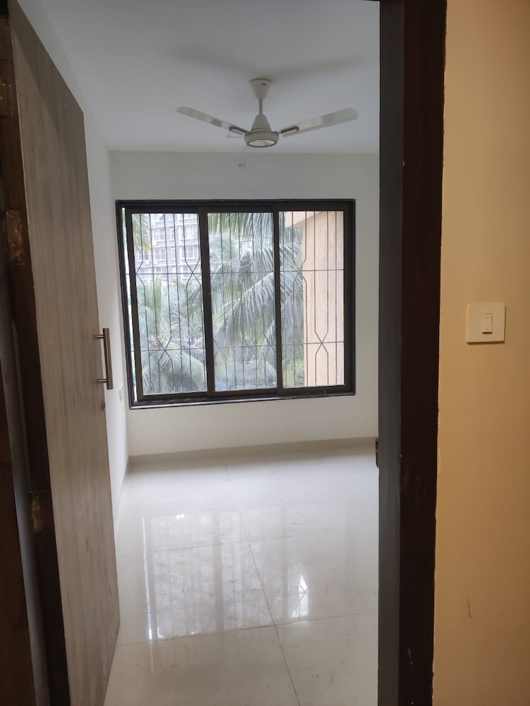 Room, truearth-view 1 Bedroom 450 Sq.Ft. Apartment In Vikhroli East Mumbai 9249920