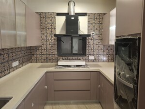 Kitchen in 3.5 BHK Builder Floor at Sector 46 – for Sale