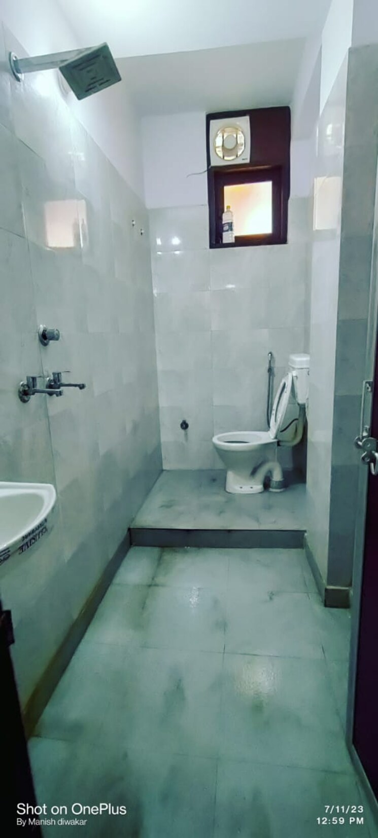 Other, saket 1 RK 250 Sq.Ft. Builder Floor In Saket Delhi 9249944