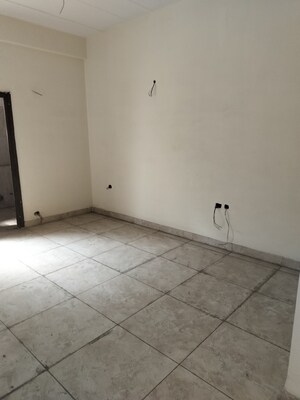 Room in 2 BHK Villa at Sarin Farm CHS, Habibpur – for Sale