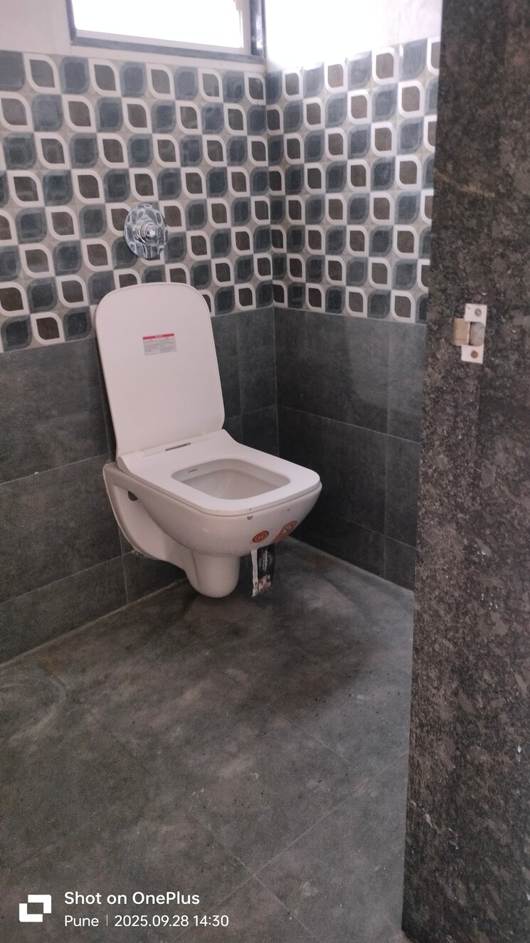 Bathroom, shreeyash-homes-bhargav-villa 3 Bedroom 1300 Sq.Ft. Apartment In Tingre Nagar Pune 9249991