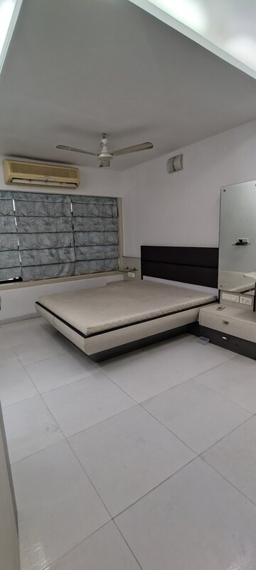 3.5 BHK Apartment For Rent in Lodha Aria, Parel