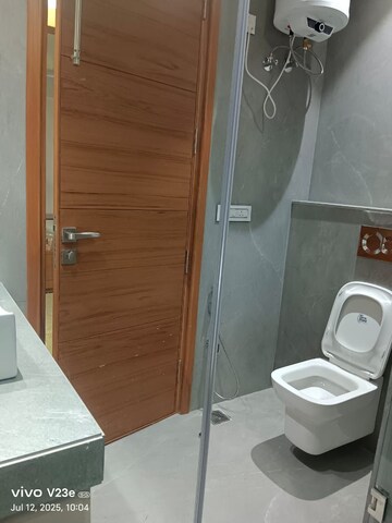 Bathroom in 3 BHK Builder Floor at Sector 9 Panchkula – for Rent