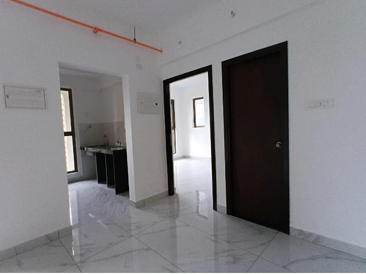 1 BHK + Pooja Room 408 Sq.Ft. Apartment in Raymond Ten X Habitat