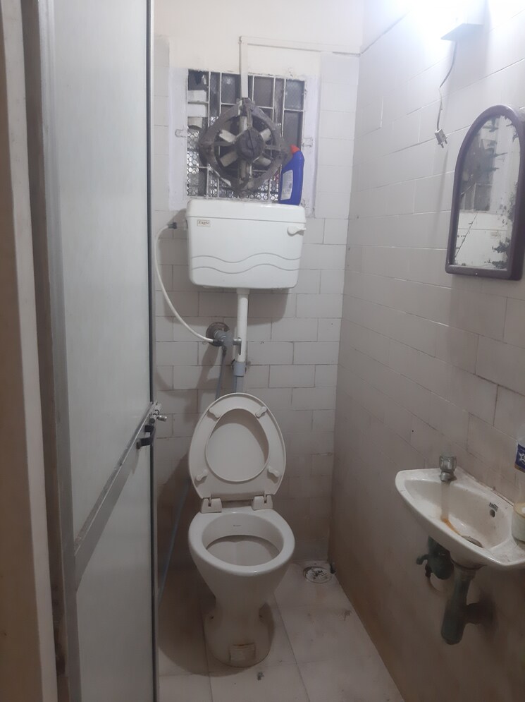 Bathroom, rla-towers 1 Bedroom 385 Sq.Ft. Apartment In Bhandup West Mumbai 9250084