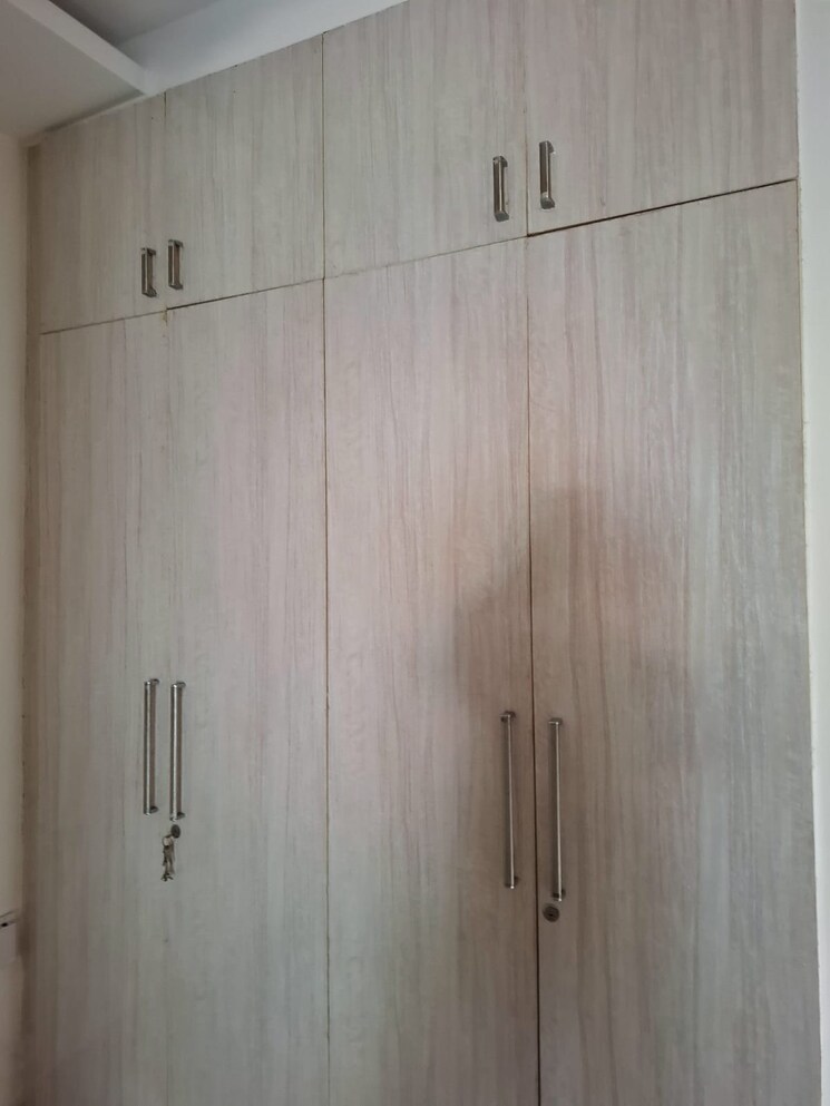 Bathroom, central-park-ii-bellevue 3.5 Bedroom 2550 Sq.Ft. Apartment In Sector 48 Gurgaon 9250067