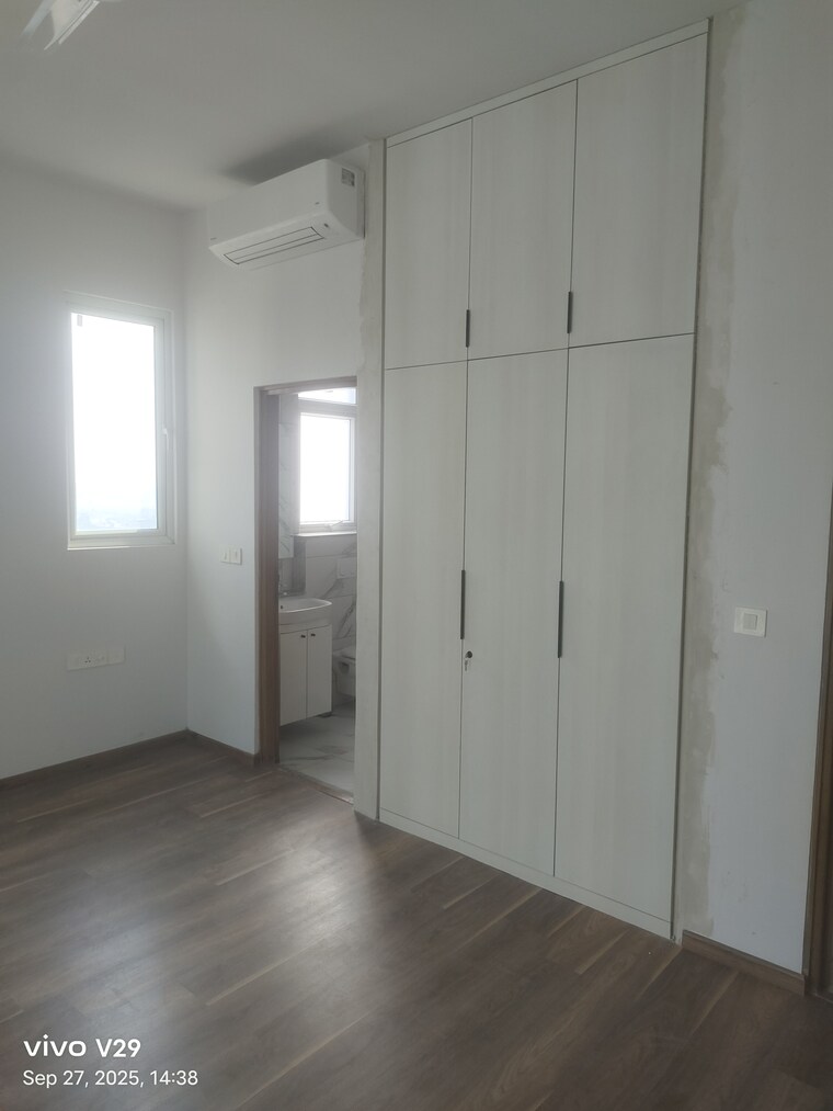 Room, conscient-hines-elevate 3 Bedroom 2595 Sq.Ft. Apartment In Sector 59 Gurgaon 9250101