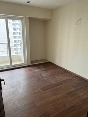 Room in 3 BHK Apartment at Lotus Panache, Sector 110 – for Sale