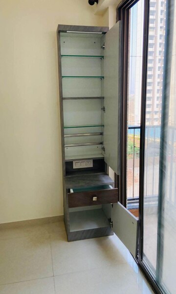 Bathroom in 3 BHK Apartment at Mahaavir Pride, Dombivli East – for Sale