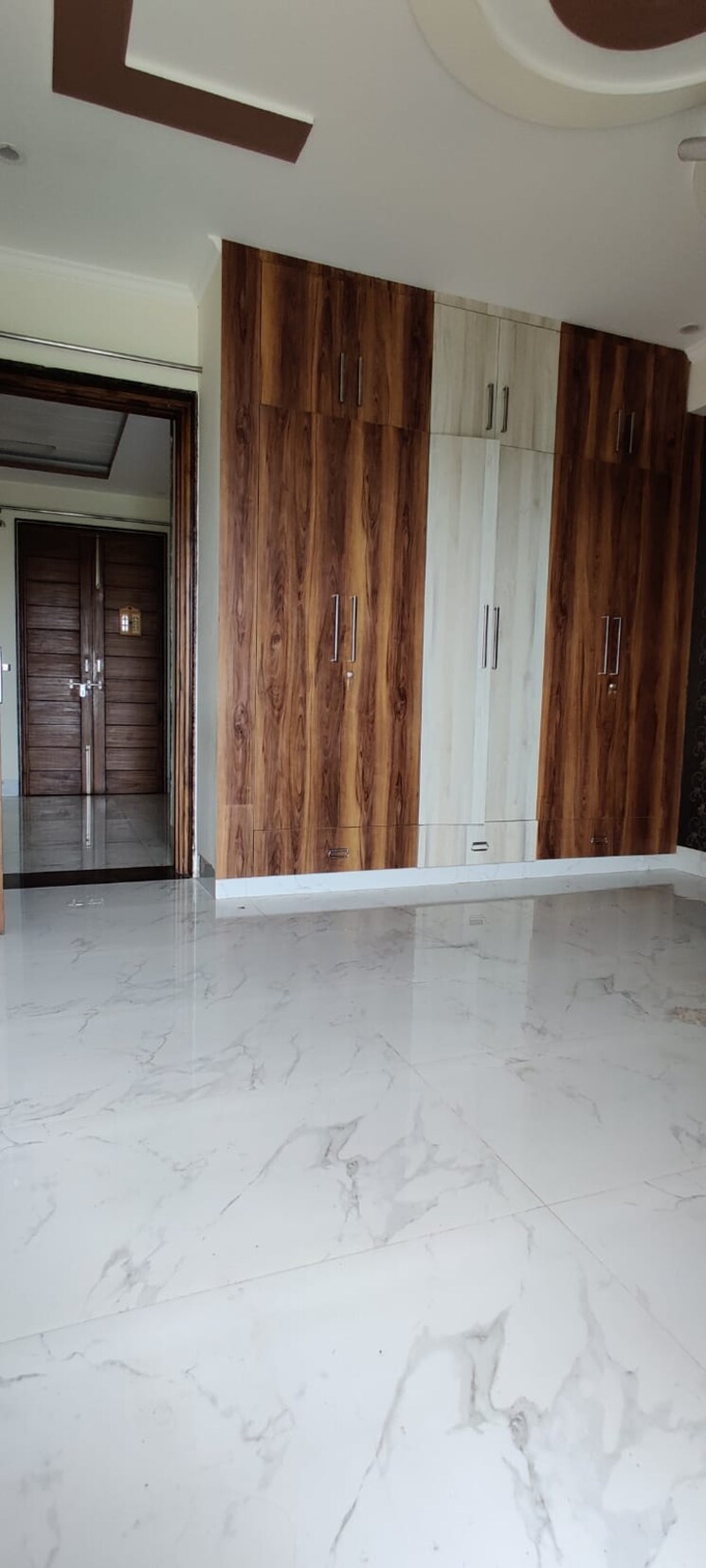 Room, sushant-lok-3 2 Bedroom 170 Sq.Yd. Builder Floor In Sector 57 Gurgaon 9250150
