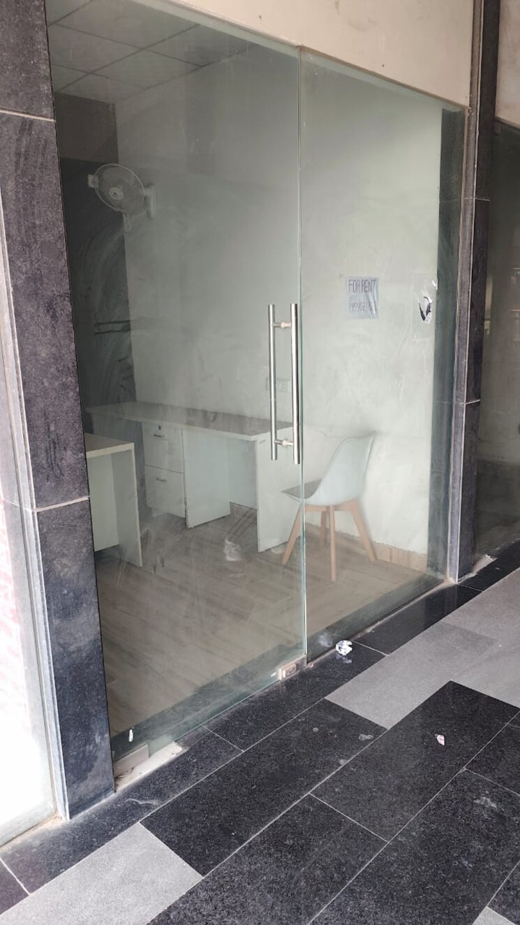 Floor Plan, galaxy-blue-sapphire-plaza Commercial Office Space 150 Sq.Ft. In Sector 4 Greater Noida Greater Noida 9250191