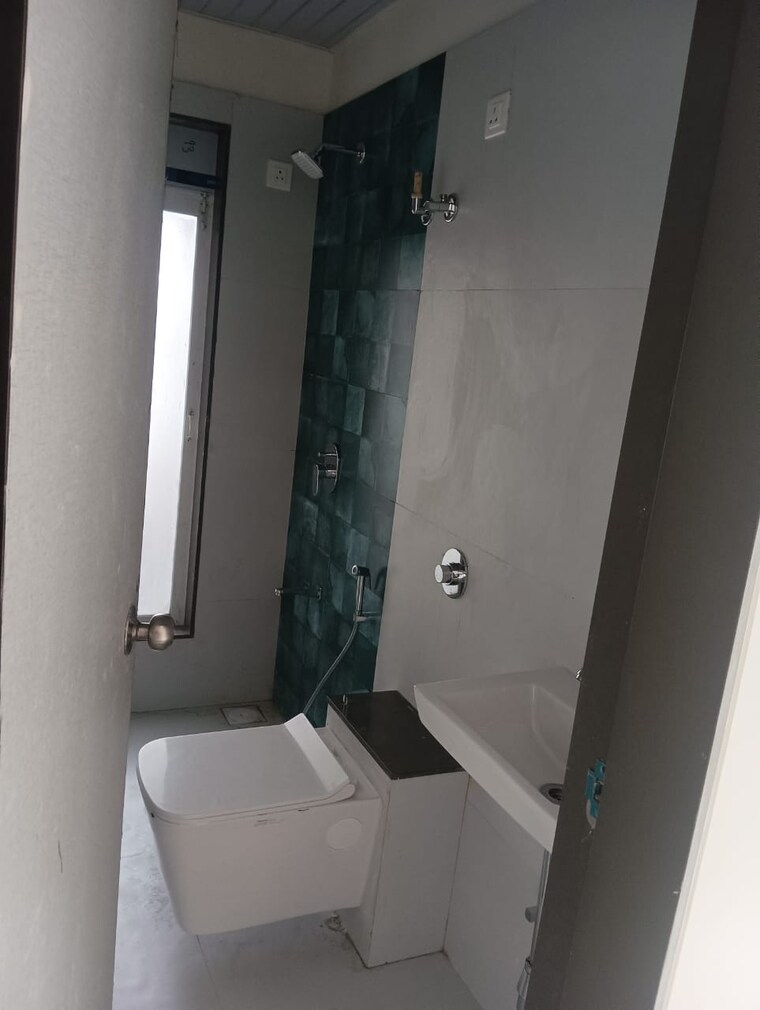 Bathroom, neumec-morphosis-adagio 2 Bedroom 700 Sq.Ft. Apartment In Mulund West Mumbai 9250187