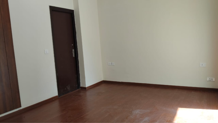 Room, amrapali-terrace-homes 3.5 Bedroom 1600 Sq.Ft. Apartment In Tech Zone 4 Greater Noida Greater Noida 9250198