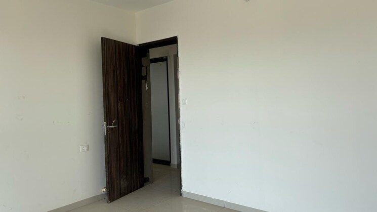 Room, paranjape-broadway 3 Bedroom 1250 Sq.Ft. Apartment In Wakad Pune 9250224