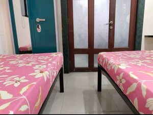 Bedroom in  Pg at Bhandup – for Rent
