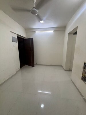 Room in 1 BHK Apartment at Rajkamal Heights, Parel – for Rent