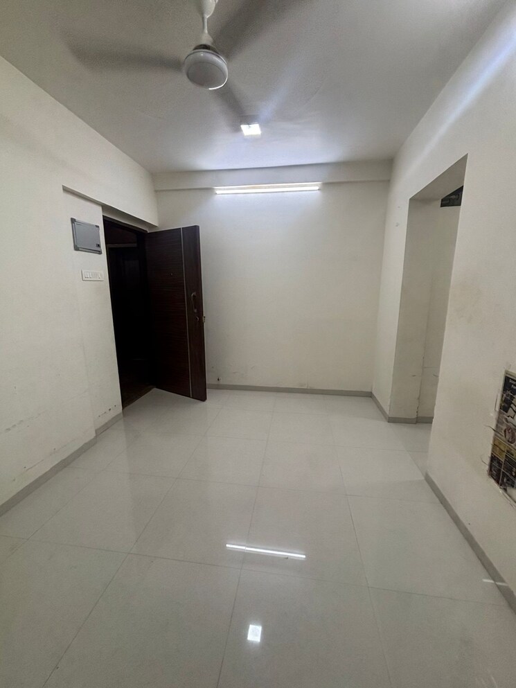 Room, rajkamal-heights 1 Bedroom 610 Sq.Ft. Apartment In Parel Mumbai 9250245