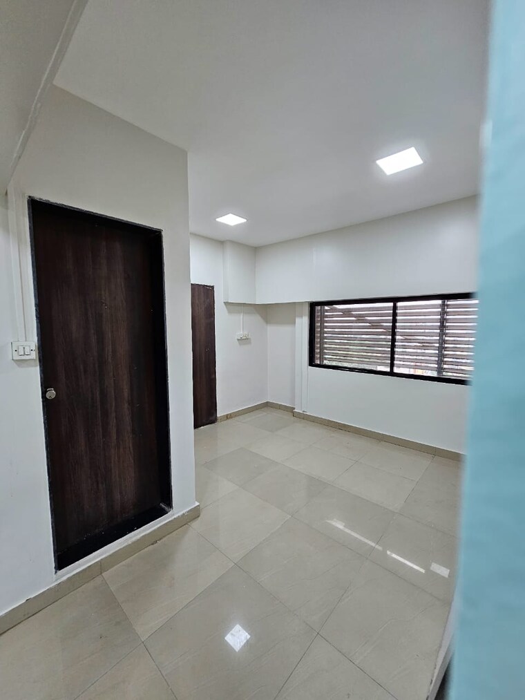 Room, pride-icon-kharadi Commercial Office Space 2250 Sq.Ft. In Kharadi Pune 9250222