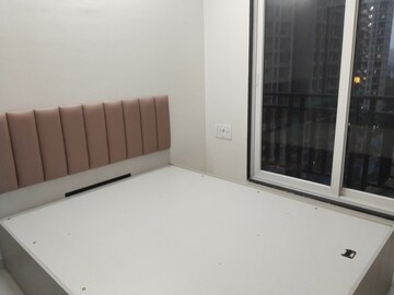 Room in 1 BHK Apartment at Raunak Heights, Ghodbunder Road – for Rent