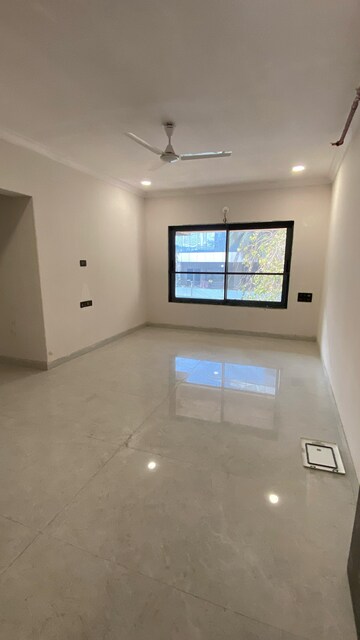 3 BHK Apartment For Rent in Kalpataru Vienta, Kandivali East