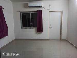 Room in 3 BHK Apartment at Dahej - Bypass Road – for Sale