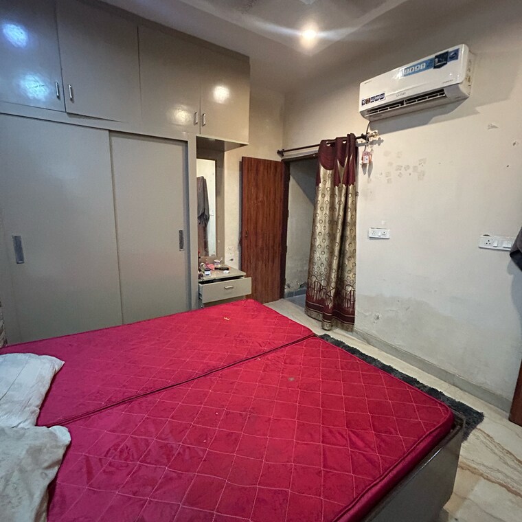 Bedroom, kharar 1 Bedroom 750 Sq.Ft. Apartment In Kharar Mohali 9250314