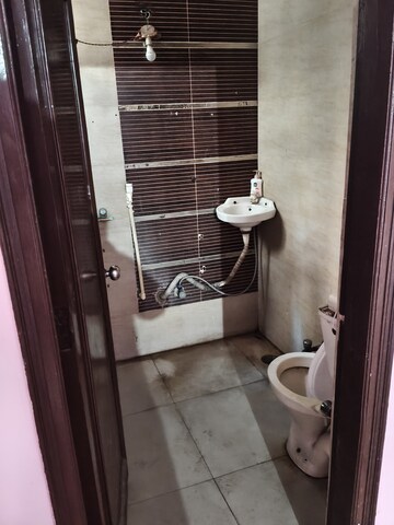 Balcony in 2 BHK Builder Floor at Sector 31 – for Rent