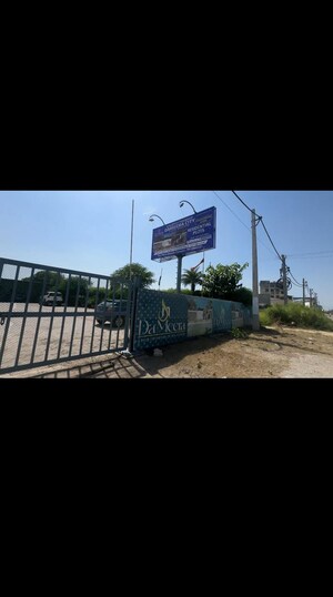  Plot For Sale in Dameera City Plots, Sector 121