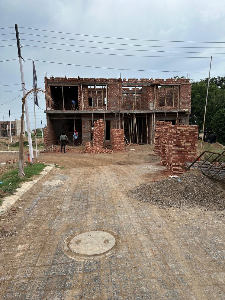 Exterior View, kharar  118 Sq.Yd. Plot In Kharar Mohali 9250379