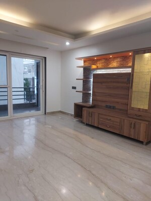 Room in 3 BHK Builder Floor at Adani M2K Oyster Grande, Sector 102 – for Sale