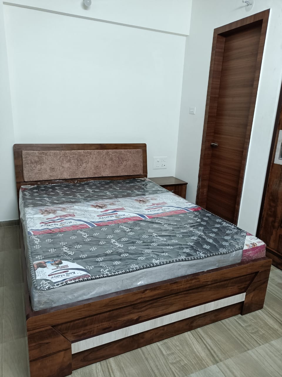 2 BHK + Servant Room Apartment For Sale in Saheel Itrend Homes Phase 2