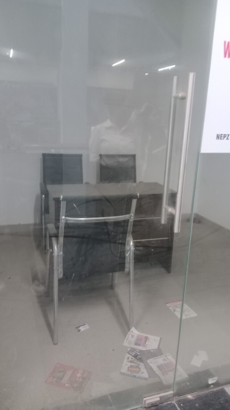 undefined, galaxy-blue-sapphire-plaza Commercial Office Space 155 Sq.Ft. In Sector 4 Greater Noida Greater Noida 9250411