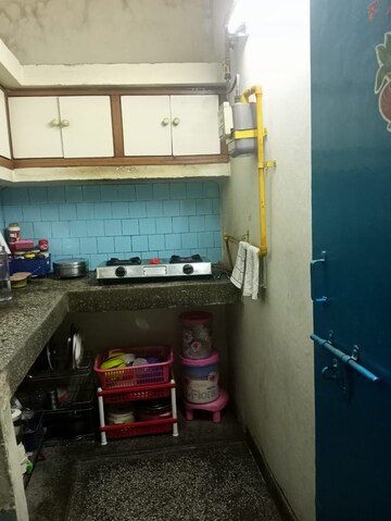 Furnished Amenities in 1 BHK Builder Floor at Lajpat Nagar ii – for Rent