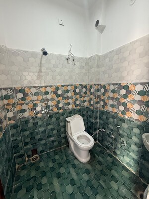 Bathroom in 3.5 BHK Independent House at Gomti Nagar – for Sale