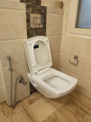 Bathroom in 2 BHK Builder Floor at Golf Links – for Rent