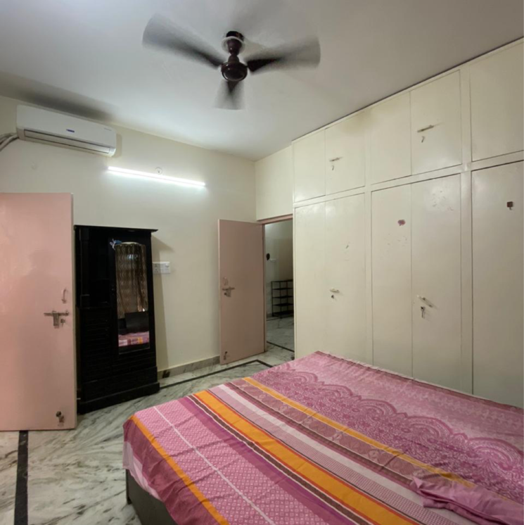 Bedroom, sector 22b 2.5 Bedroom 1200 Sq.Ft. Villa In Sector 22b Gurgaon 9250529