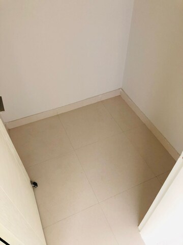 Room in 3 BHK Apartment at Sector 115 – for Rent