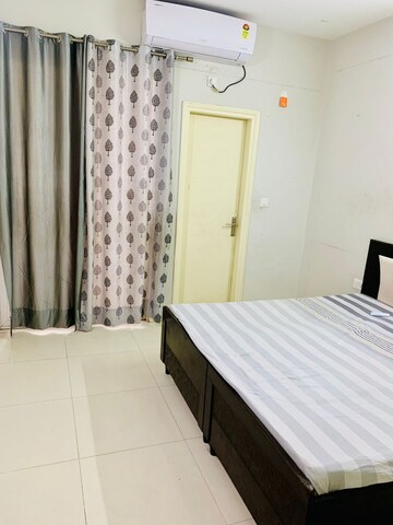 Bedroom in 3 BHK Apartment at Sector 115 – for Rent