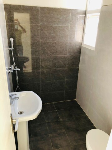 Bathroom in 3 BHK Apartment at Sector 115 – for Rent