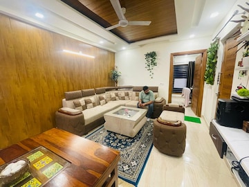Living Room in 3 BHK Builder Floor at BPTP District, Sector 81 – for Rent