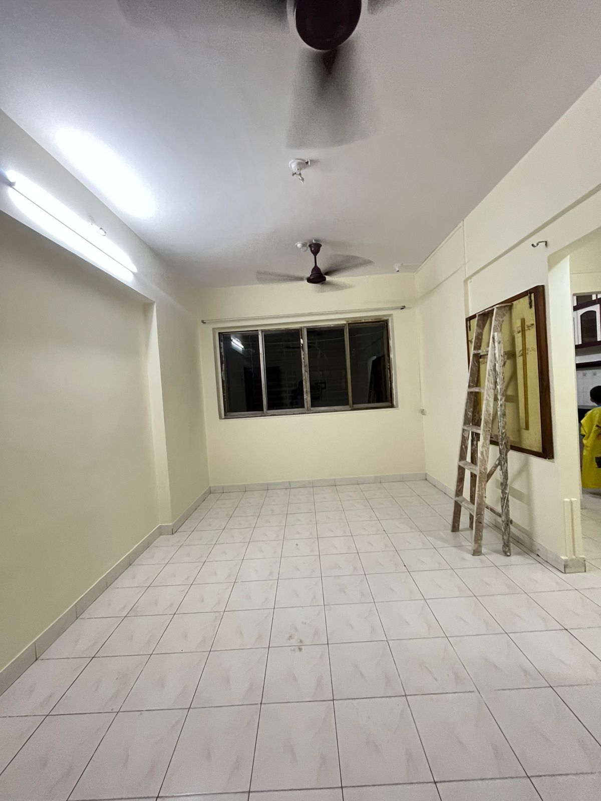 1 RkApartment For Rent in Panch Pakhadi