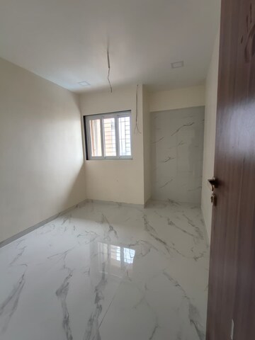 Room in 3 BHK Apartment at Mahakali Kalika Heights, Panch Pakhadi – for Rent